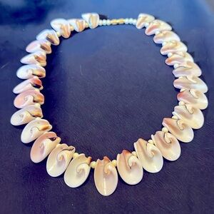 Shell necklace